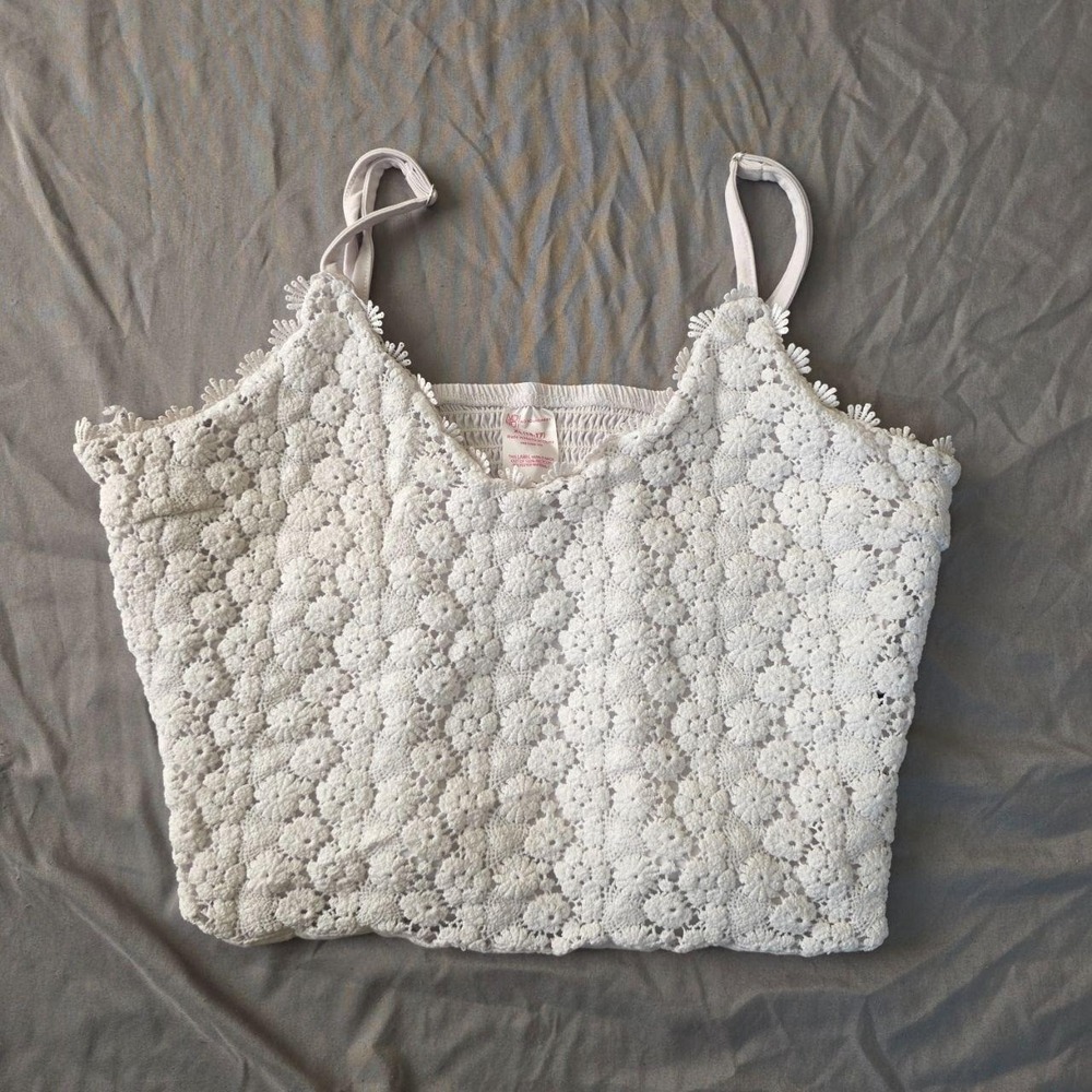 no boundaries crop top size xl(15-17)